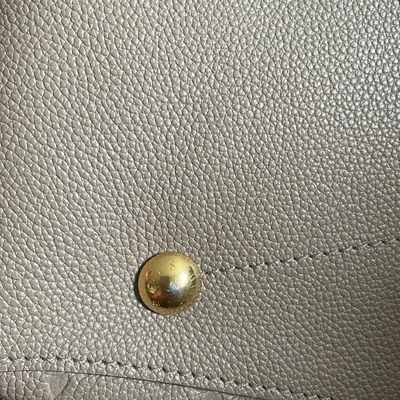 Authentic Louis Vuitton Monogram Empreinte Maida Hobo Purse - Picture 12 of 13